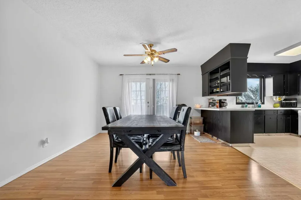 943 East Avenue Pincher Creek AB T0K 1W0