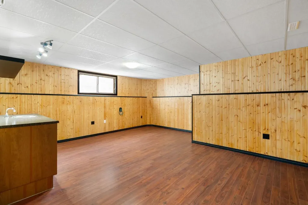 95 Coventry Road NE Calgary AB T3K5K4