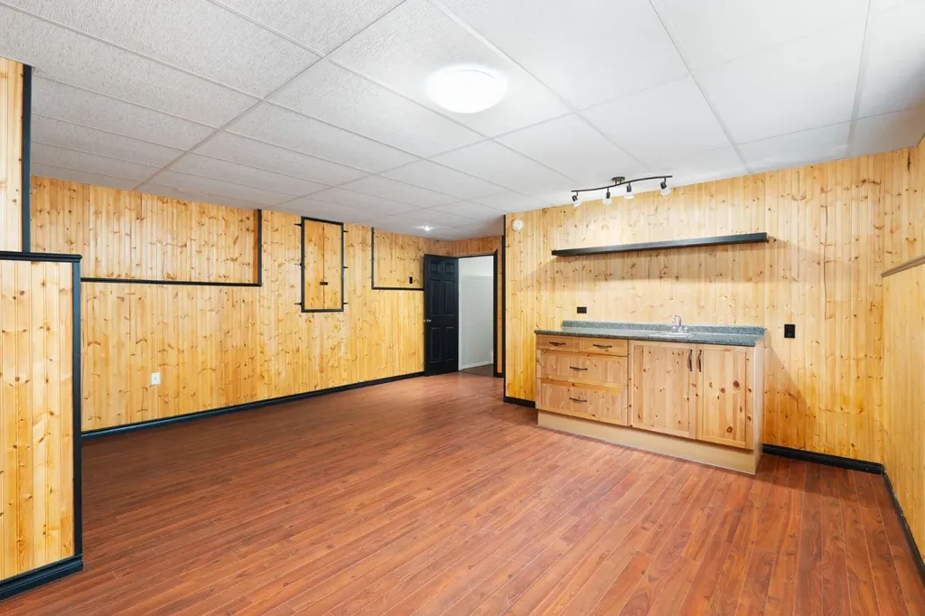 95 Coventry Road NE Calgary AB T3K5K4