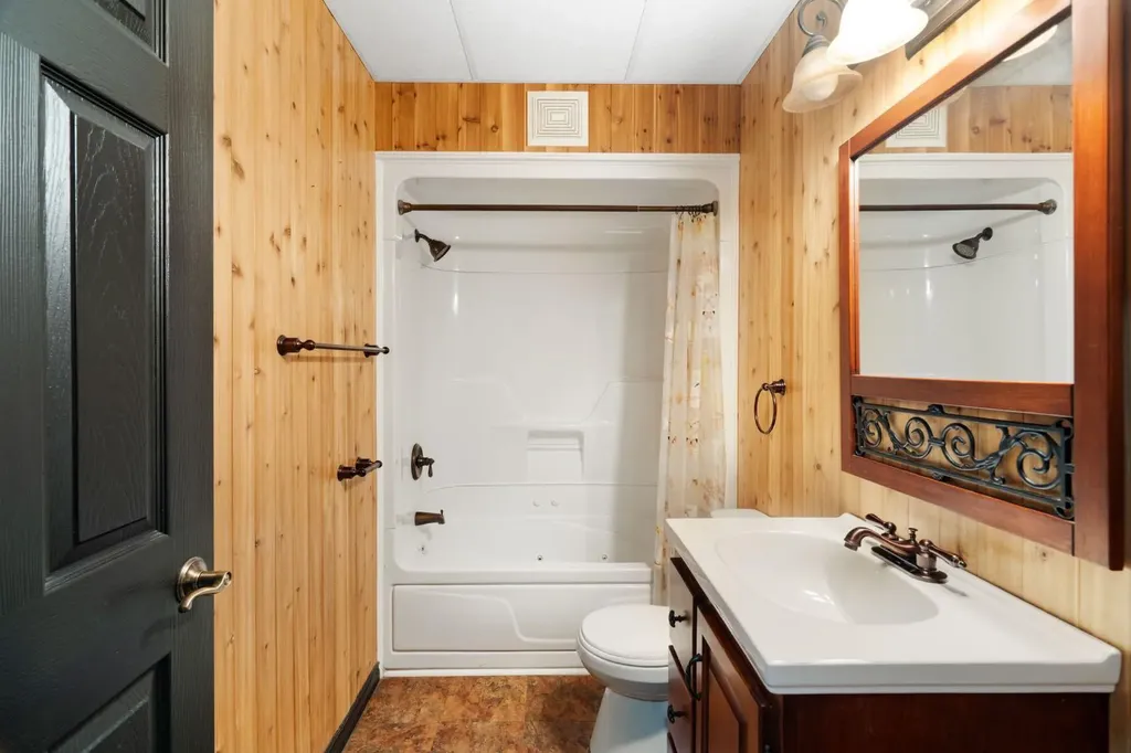 95 Coventry Road NE Calgary AB T3K5K4