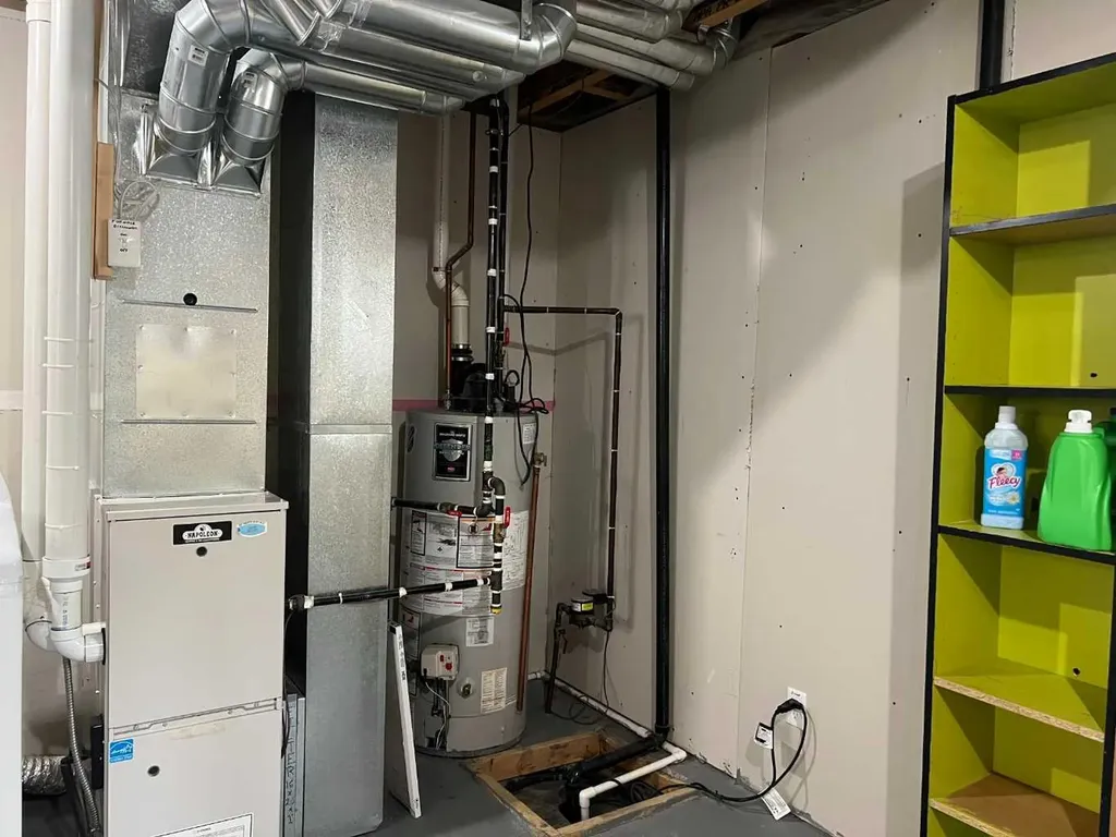 624 41 Street Edson AB T7E 1A4