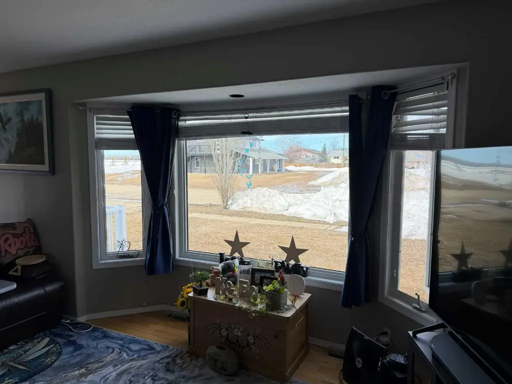 121 2 Avenue Falher AB T0H 1M0