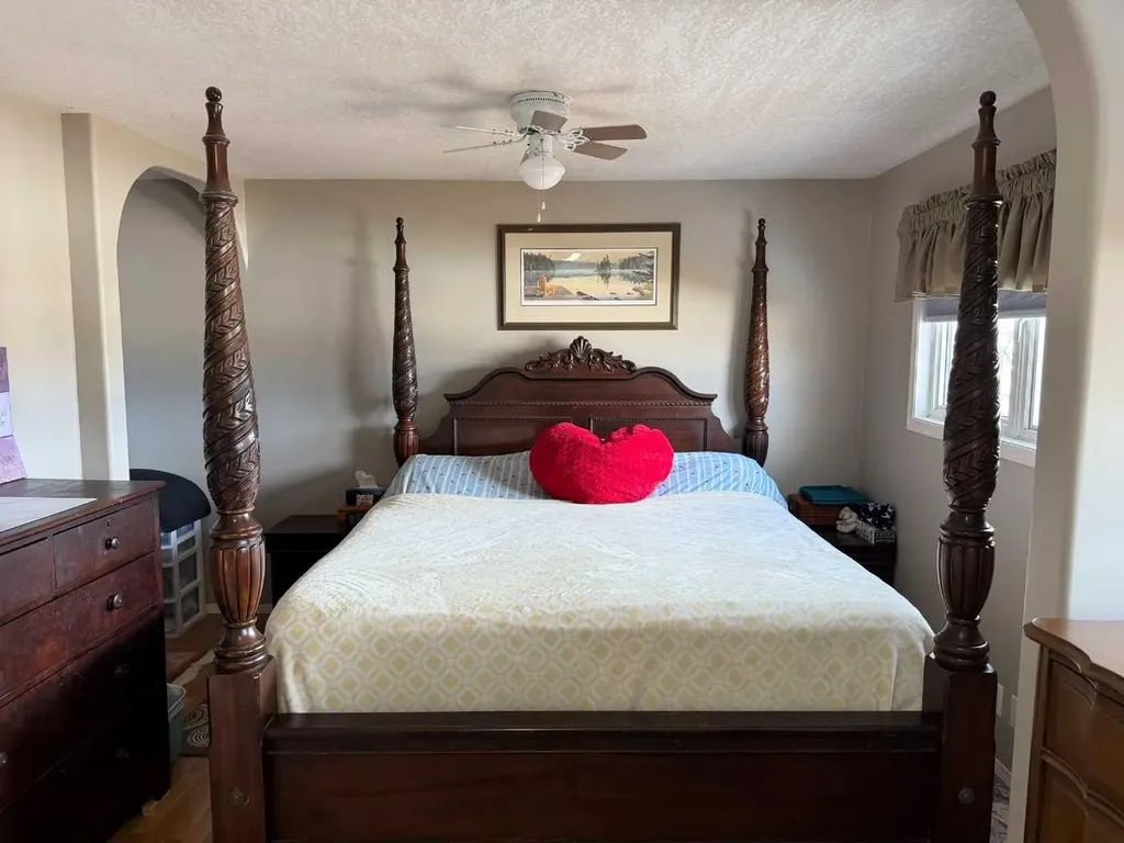 121 2 Avenue Falher AB T0H 1M0