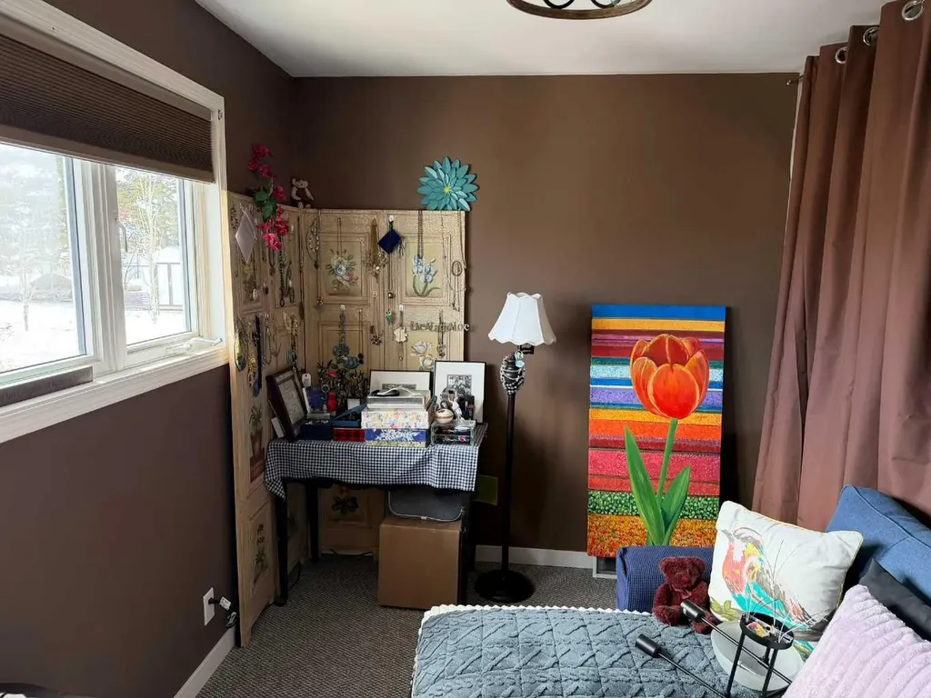 121 2 Avenue Falher AB T0H 1M0