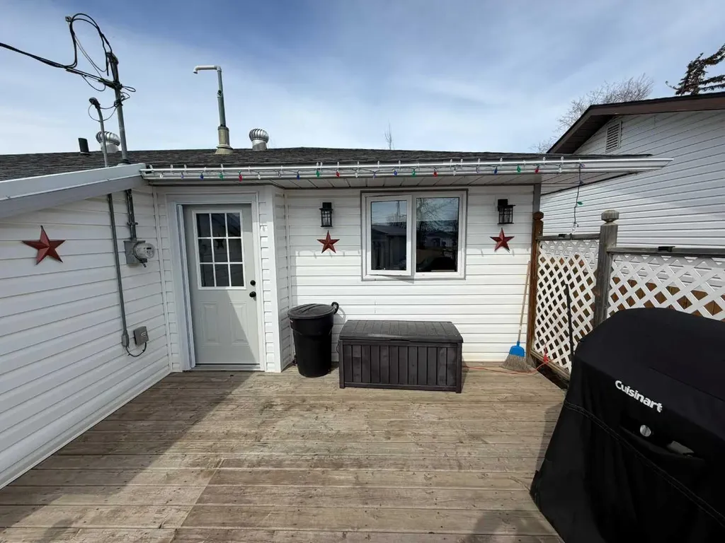 121 2 Avenue Falher AB T0H 1M0