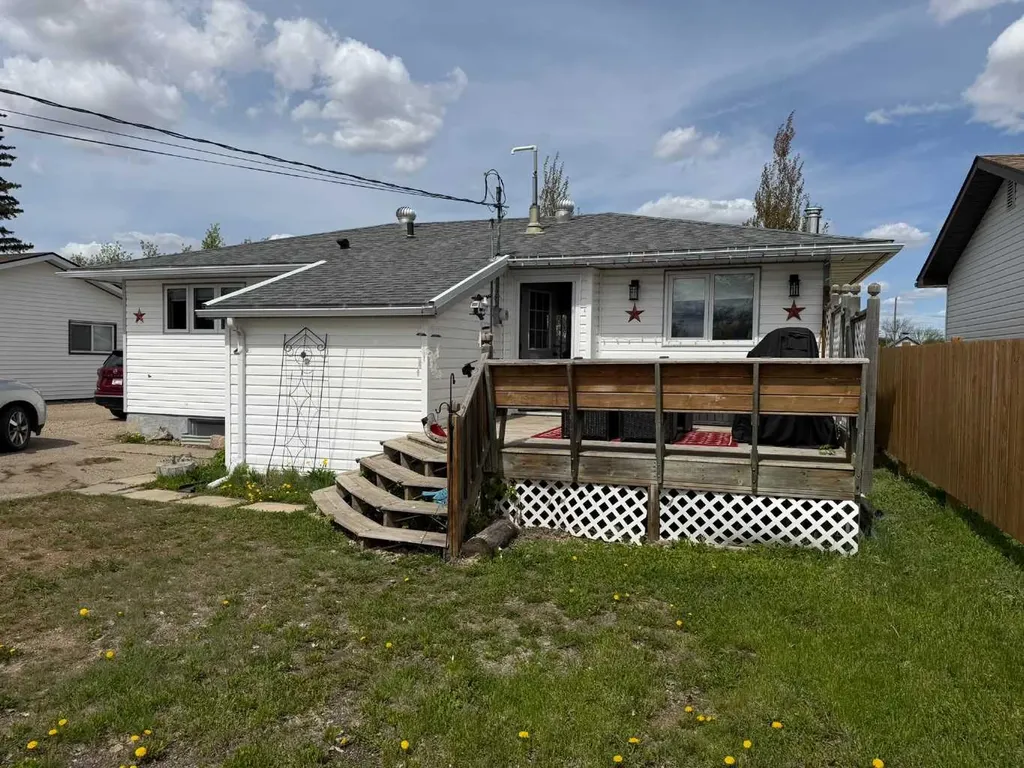 121 2 Avenue Falher AB T0H 1M0