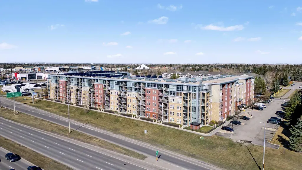 11811 Lake Fraser Drive SE Calgary AB T2J 7J4