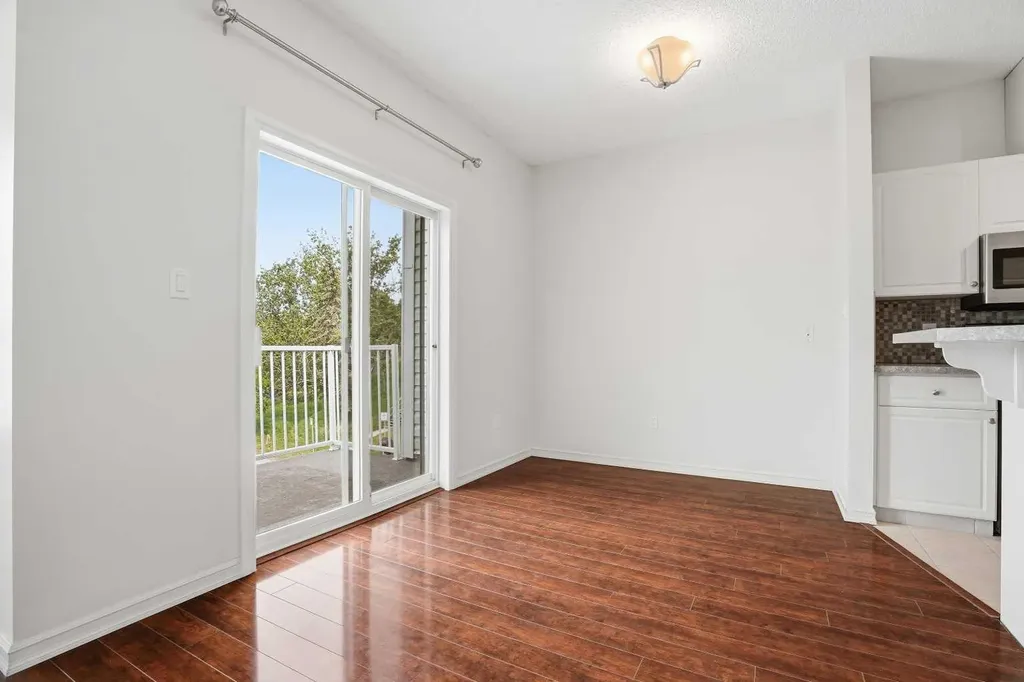 44 6a Street NE Calgary AB T2E4A3