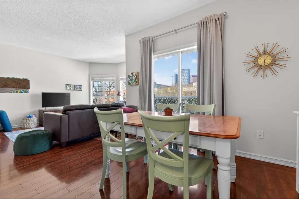 44 6a Street NE Calgary AB T2E4A3