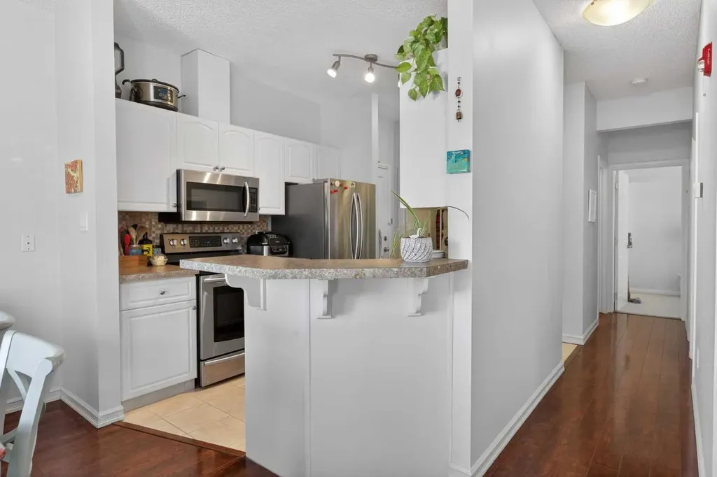 44 6a Street NE Calgary AB T2E4A3