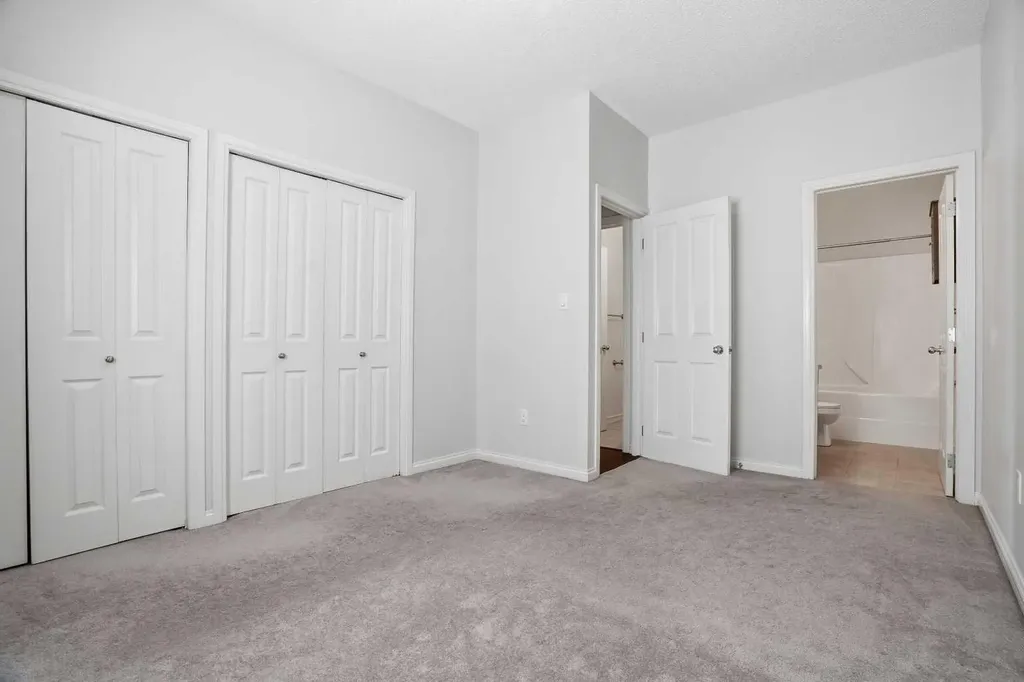44 6a Street NE Calgary AB T2E4A3