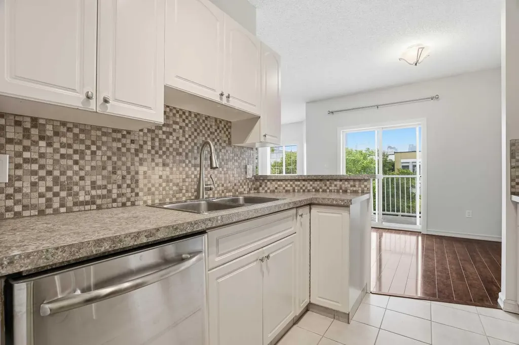 44 6a Street NE Calgary AB T2E4A3