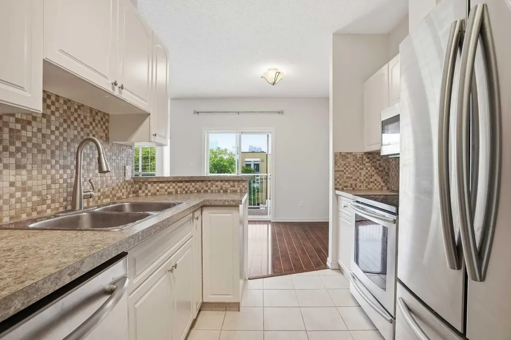 44 6a Street NE Calgary AB T2E4A3