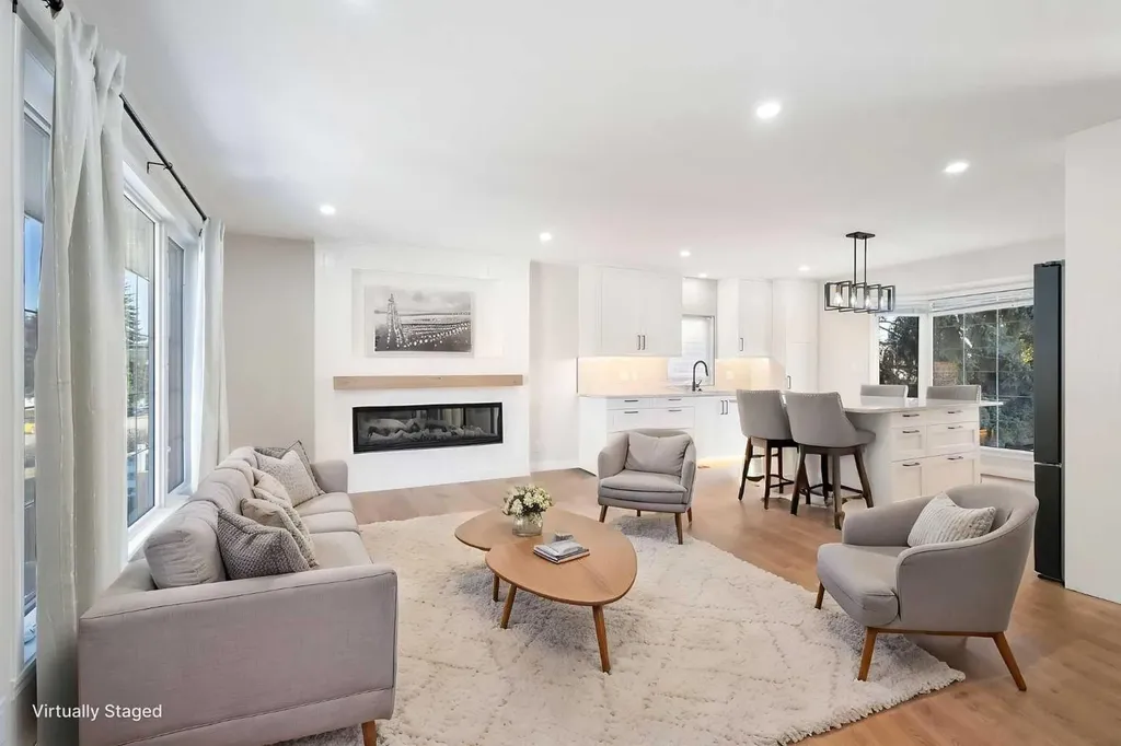811 Seattle Drive SW Calgary AB T2W 0M9