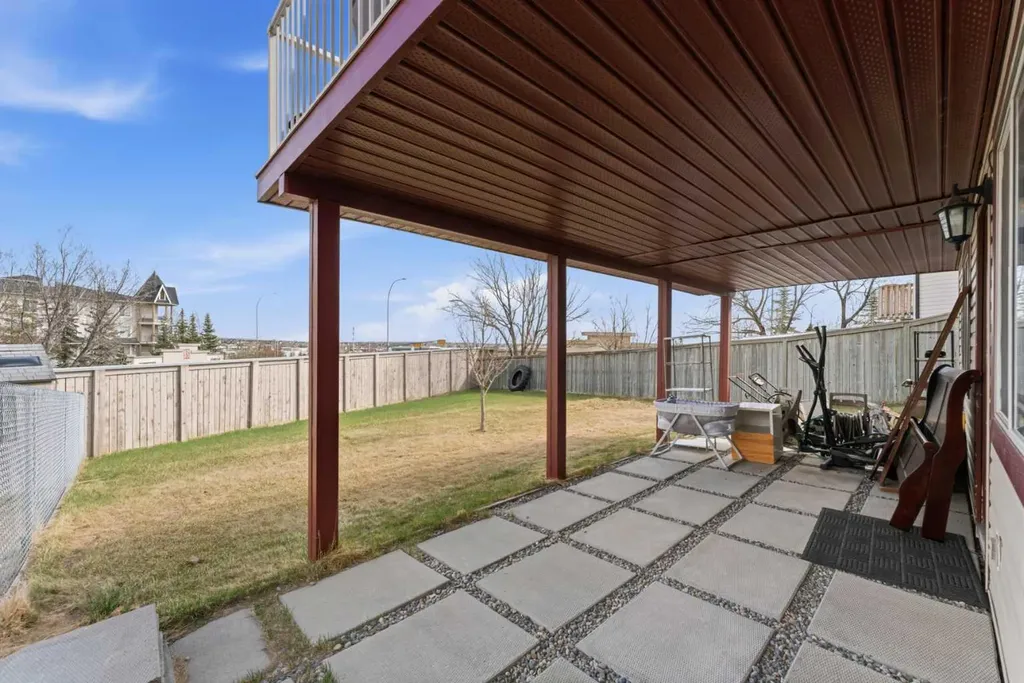 21 Panamount Crescent NW Calgary AB T3K 5L7