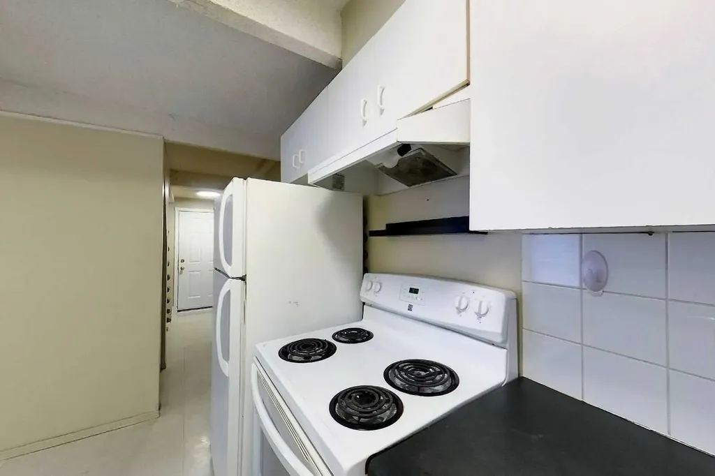 4510 8a Avenue Edson AB T7E 1B3