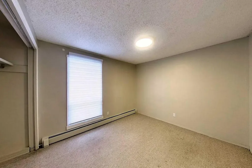 4510 8a Avenue Edson AB T7E 1B3