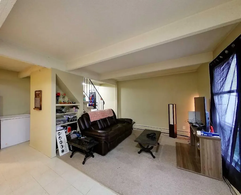 4510 8a Avenue Edson AB T7E 1B3