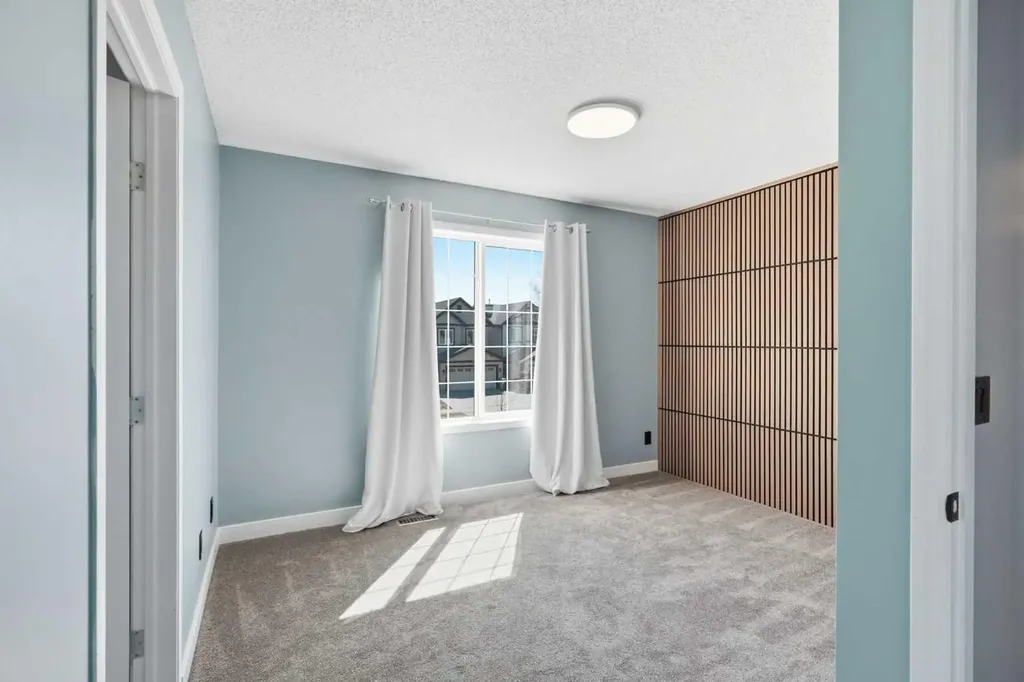 337 Copperfield Boulevard SE Calgary AB T2Z 4Z4
