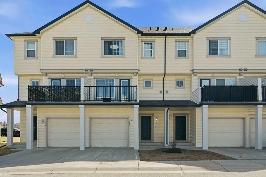 337 Copperfield Boulevard SE Calgary AB T2Z 4Z4