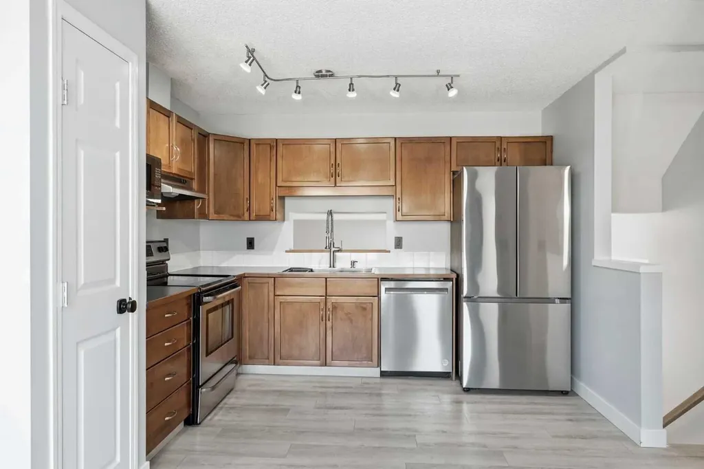 337 Copperfield Boulevard SE Calgary AB T2Z 4Z4