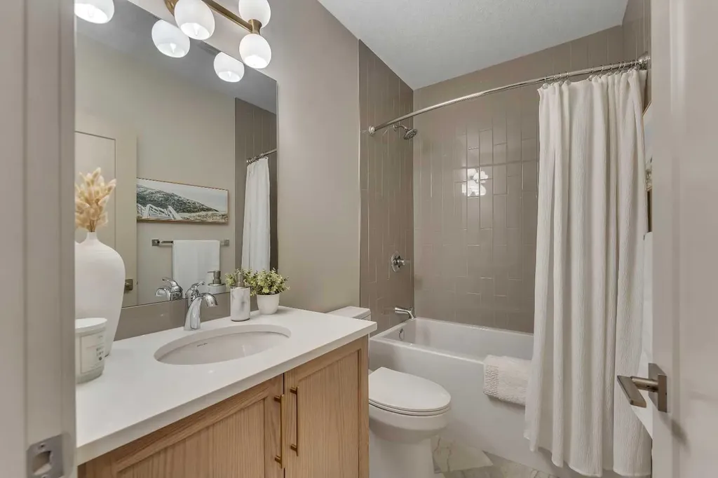 973 South Shore Terrace Chestermere AB T1X 3G2