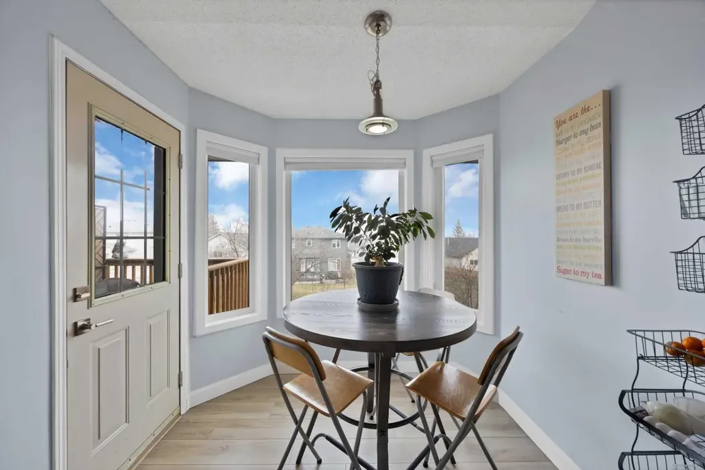 147 Harvest Oak Crescent NE Calgary AB T3K 4C8