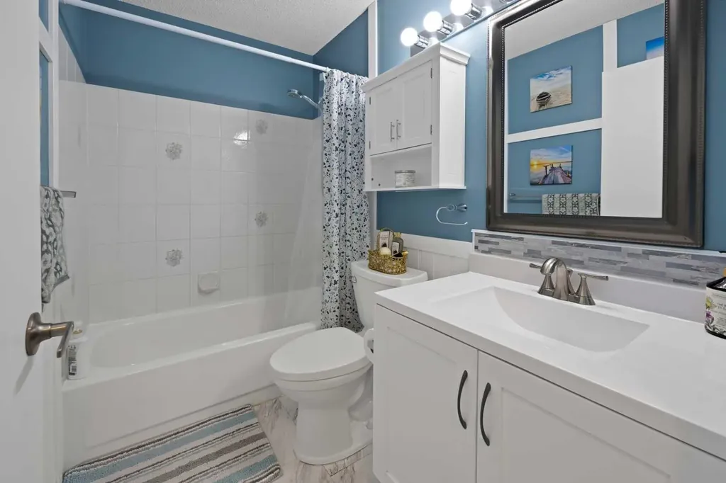 147 Harvest Oak Crescent NE Calgary AB T3K 4C8
