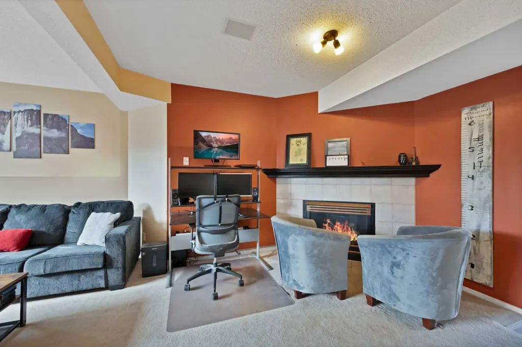 147 Harvest Oak Crescent NE Calgary AB T3K 4C8