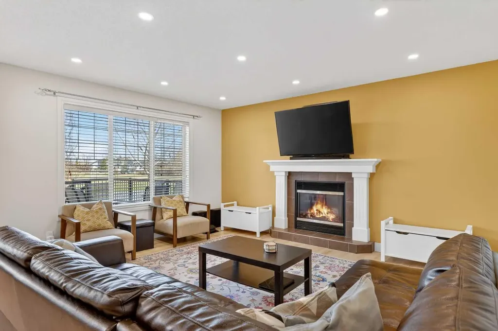 190 Sagewood Drive SW Airdrie AB T4B 3B3