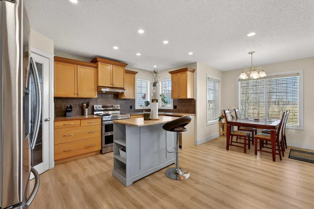 190 Sagewood Drive SW Airdrie AB T4B 3B3