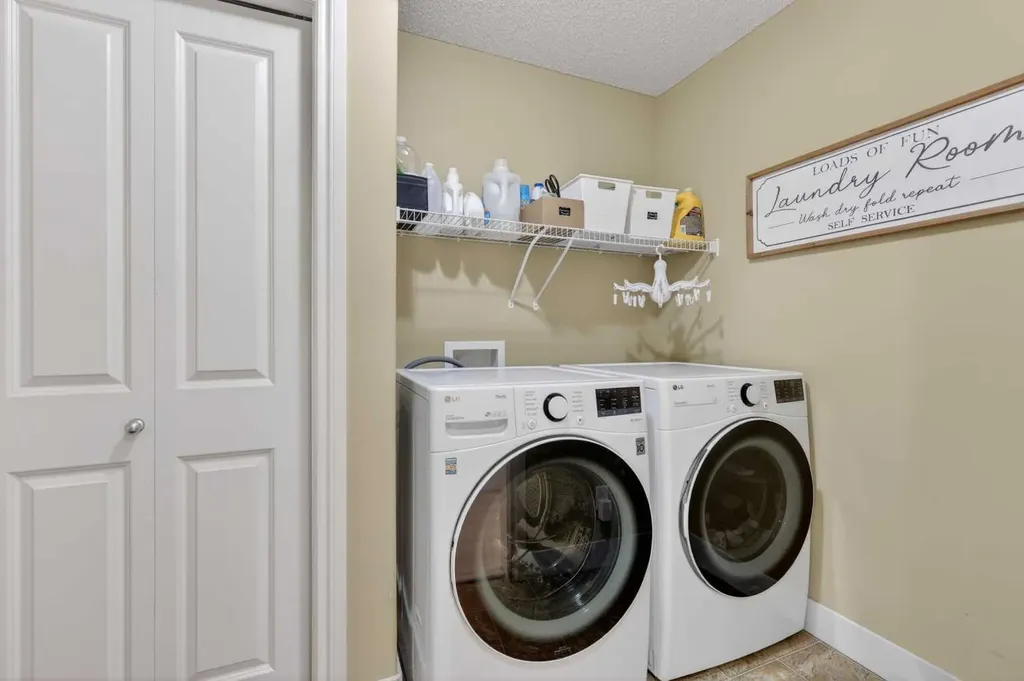 190 Sagewood Drive SW Airdrie AB T4B 3B3