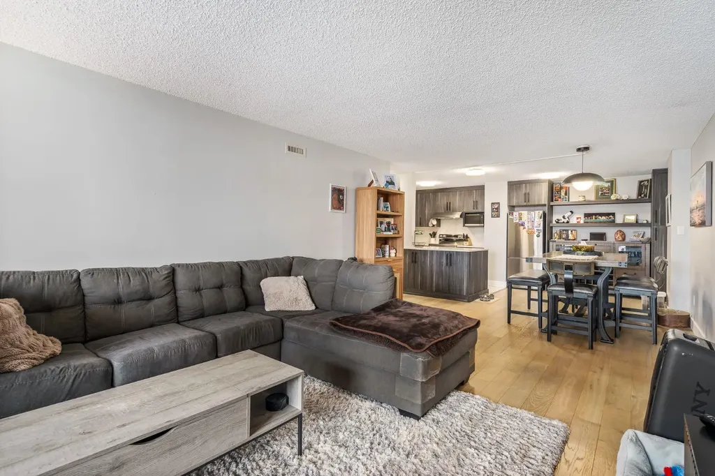 1001 13 Avenue SW Calgary AB T2R 0L5