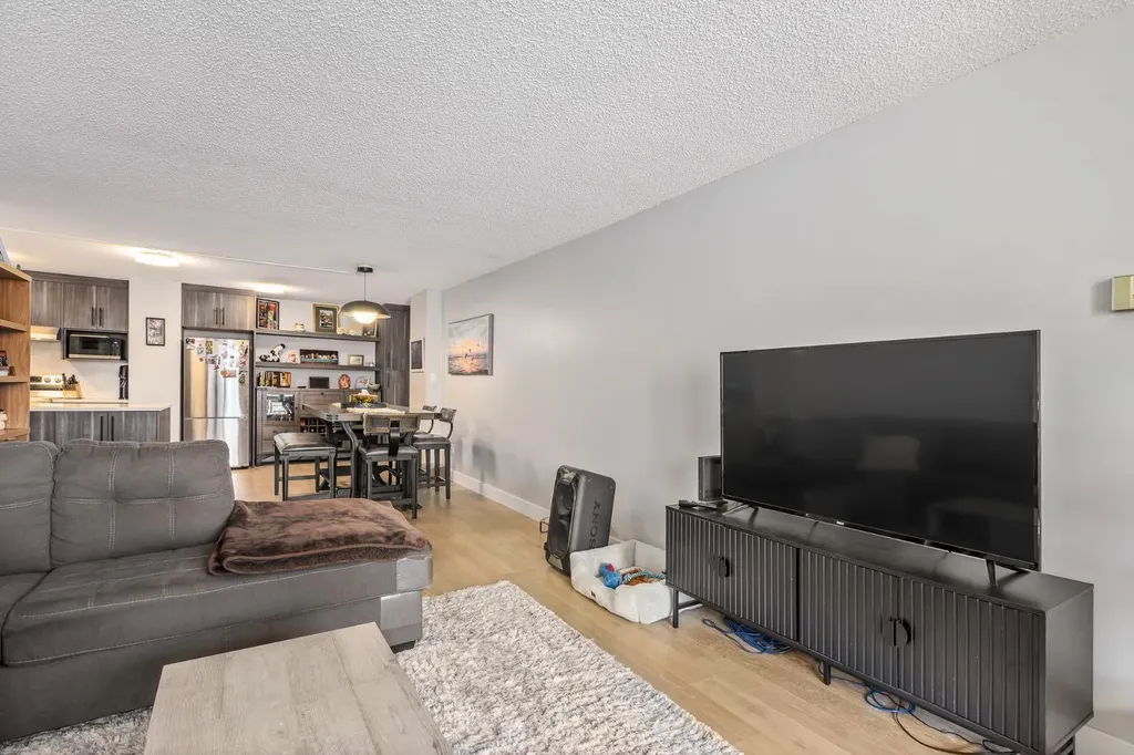 1001 13 Avenue SW Calgary AB T2R 0L5