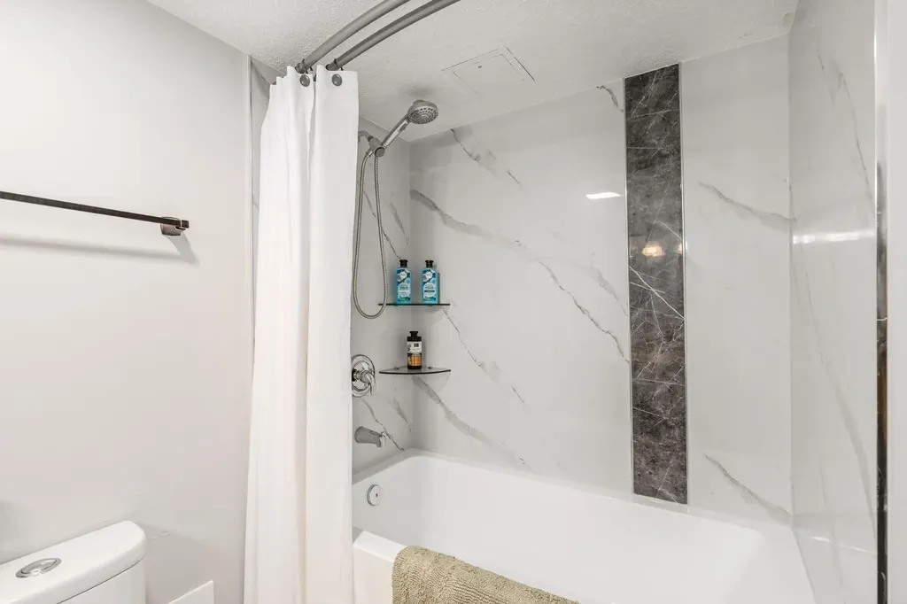 1001 13 Avenue SW Calgary AB T2R 0L5
