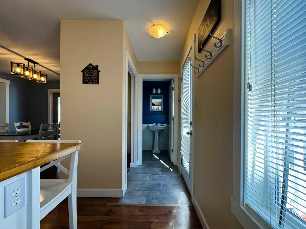 86 Riverstone Boulevard W Lethbridge AB T1K 7X5