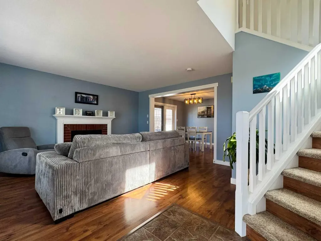 86 Riverstone Boulevard W Lethbridge AB T1K 7X5