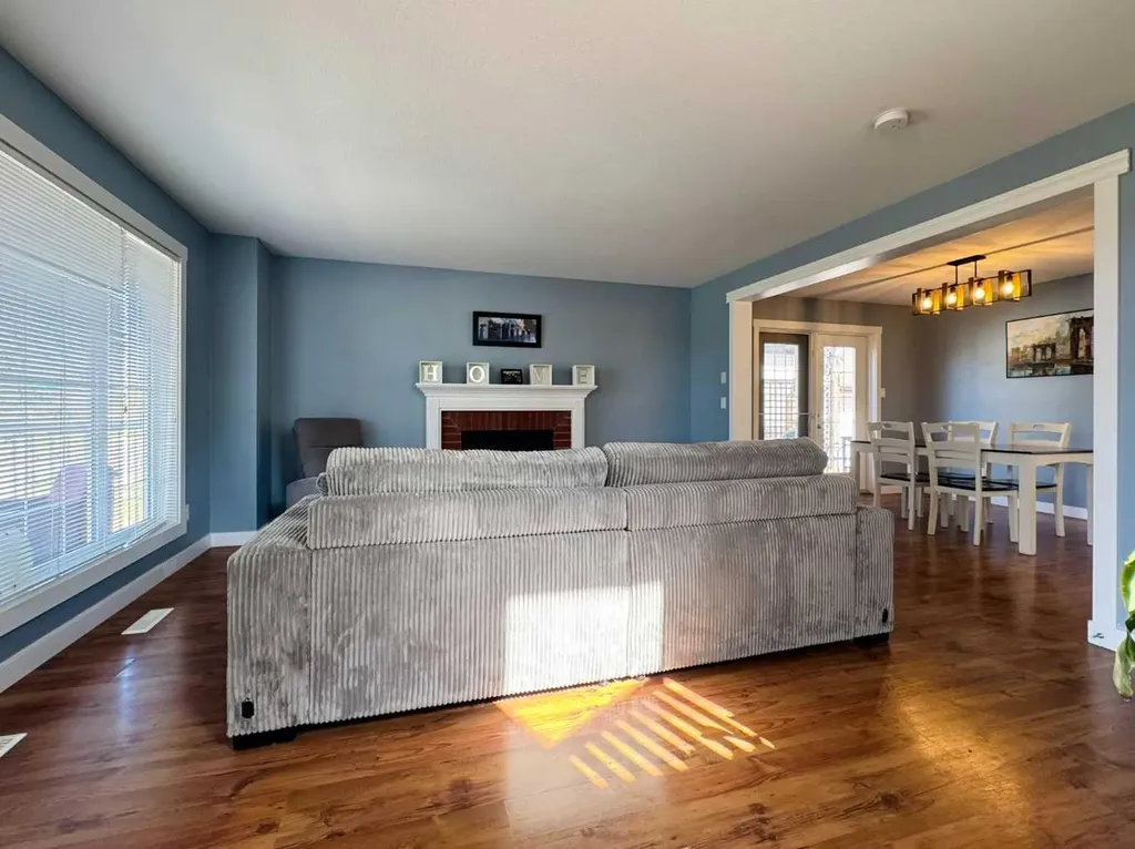 86 Riverstone Boulevard W Lethbridge AB T1K 7X5