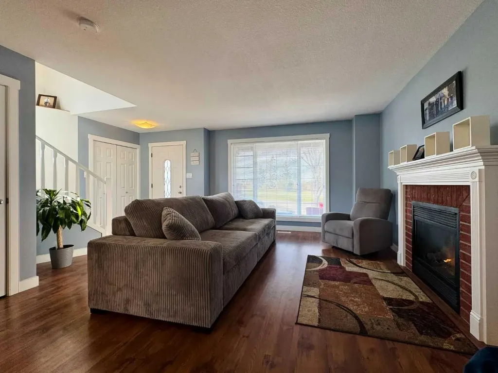 86 Riverstone Boulevard W Lethbridge AB T1K 7X5