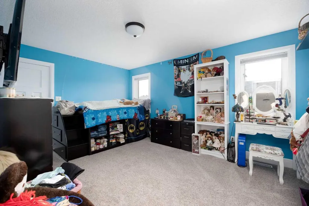 141 Beaverglen Close Fort Mcmurray AB T9H 2V4