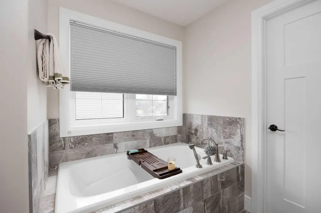 141 Beaverglen Close Fort Mcmurray AB T9H 2V4