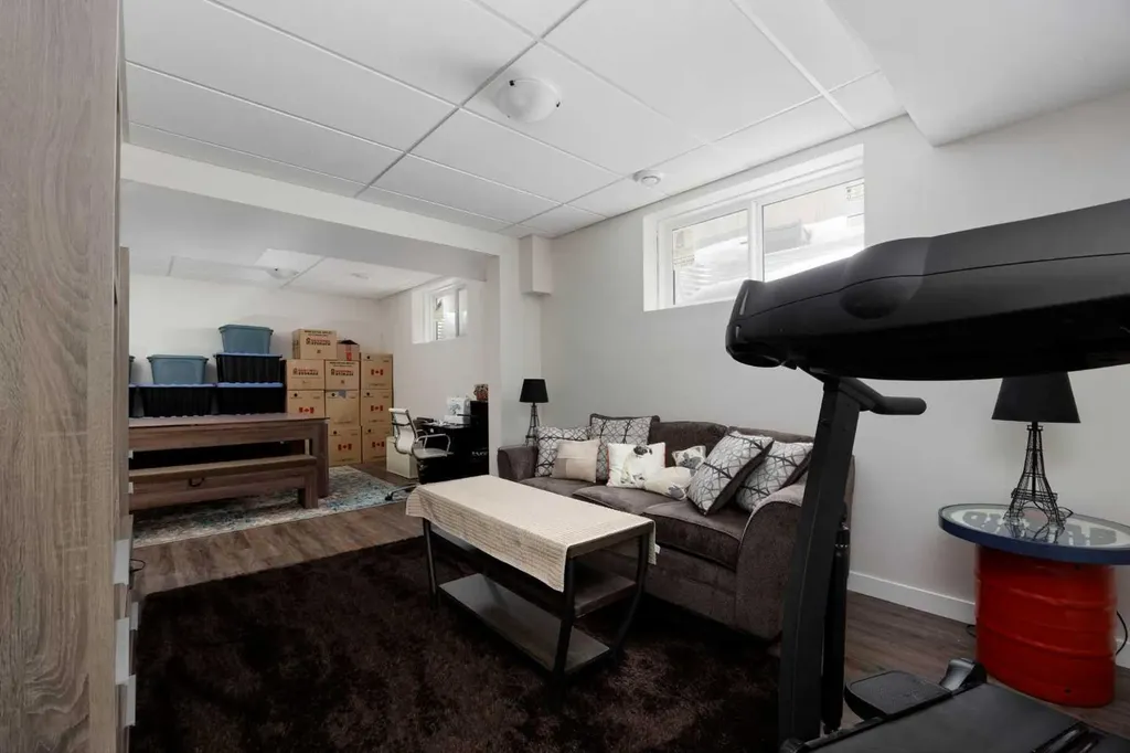 141 Beaverglen Close Fort Mcmurray AB T9H 2V4