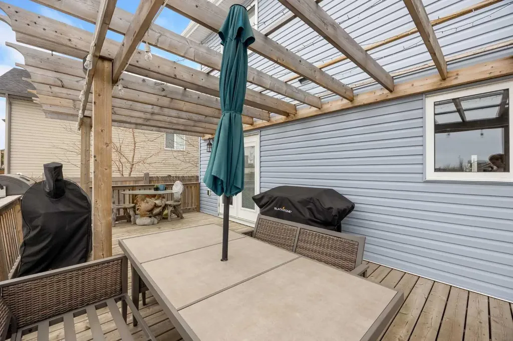 141 Beaverglen Close Fort Mcmurray AB T9H 2V4