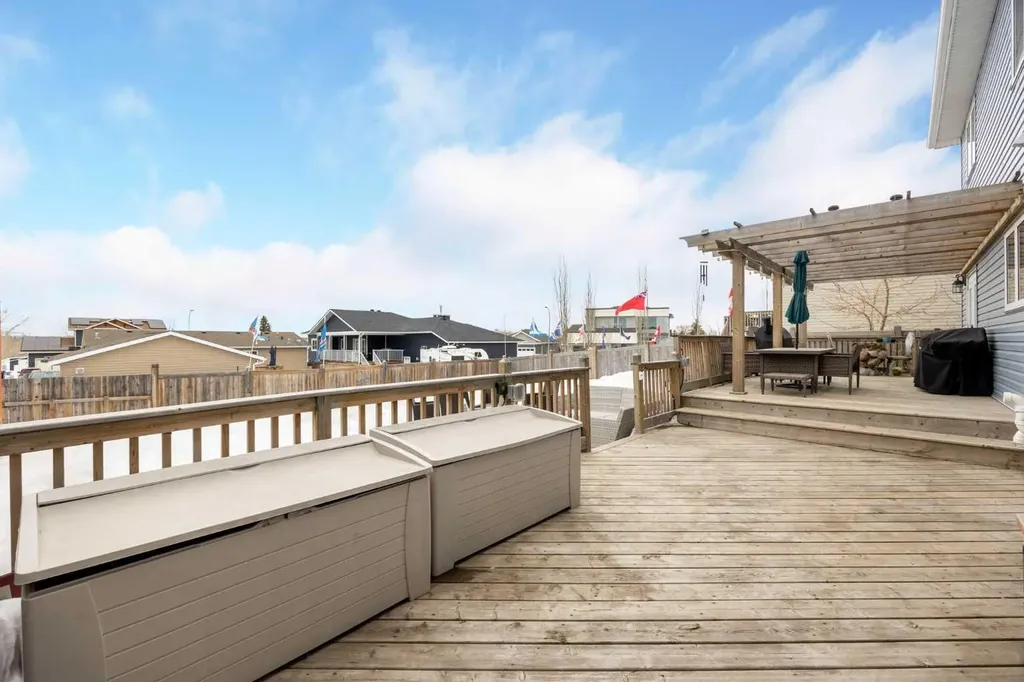 141 Beaverglen Close Fort Mcmurray AB T9H 2V4
