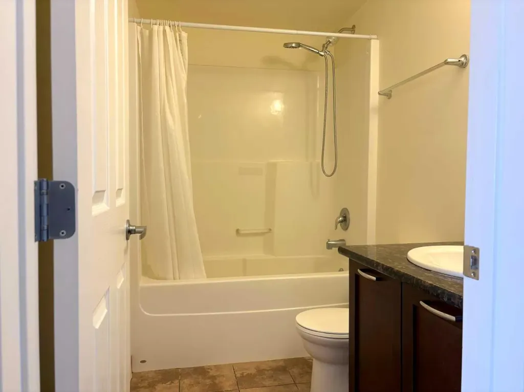 3820 Brentwood Road NW Calgary AB T2L 2L5