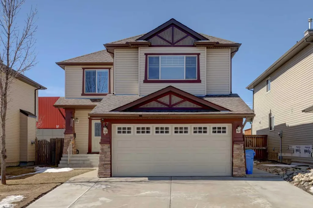 17 Royal Birch Way NW Calgary AB T3G 5X8