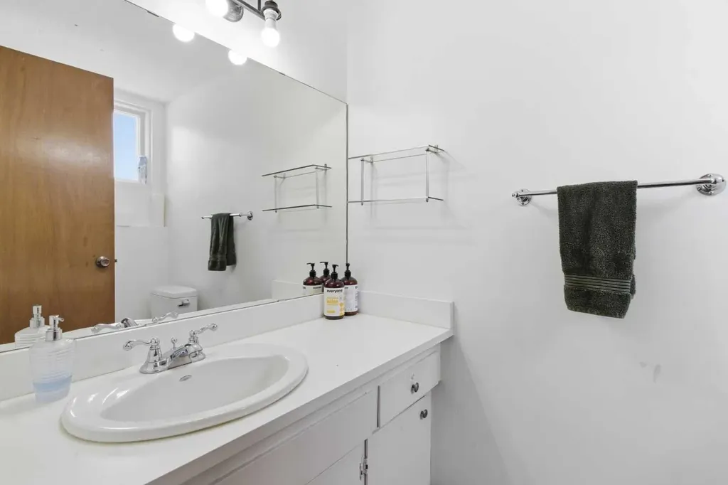 5048 Dalhart Road NW Calgary AB T3A 1V8