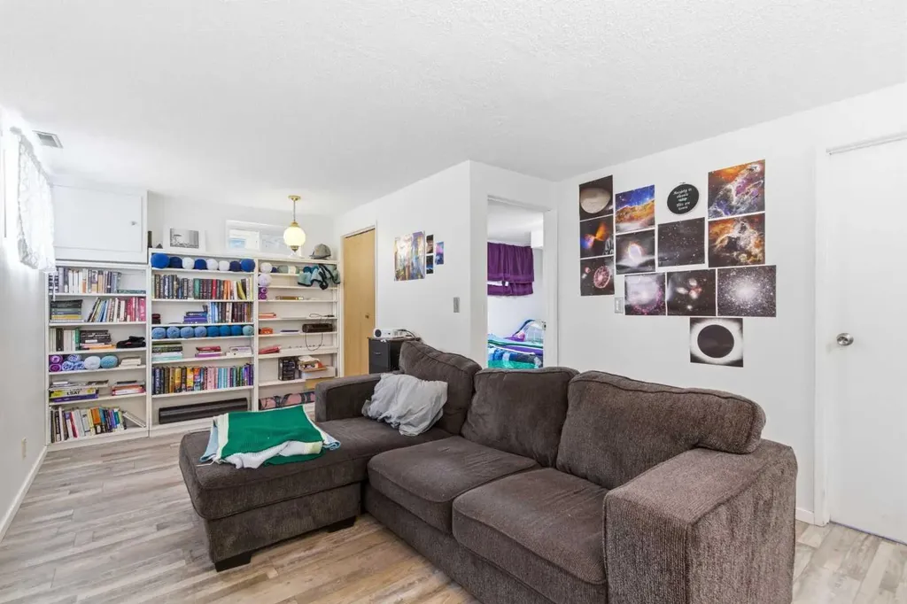 5048 Dalhart Road NW Calgary AB T3A 1V8