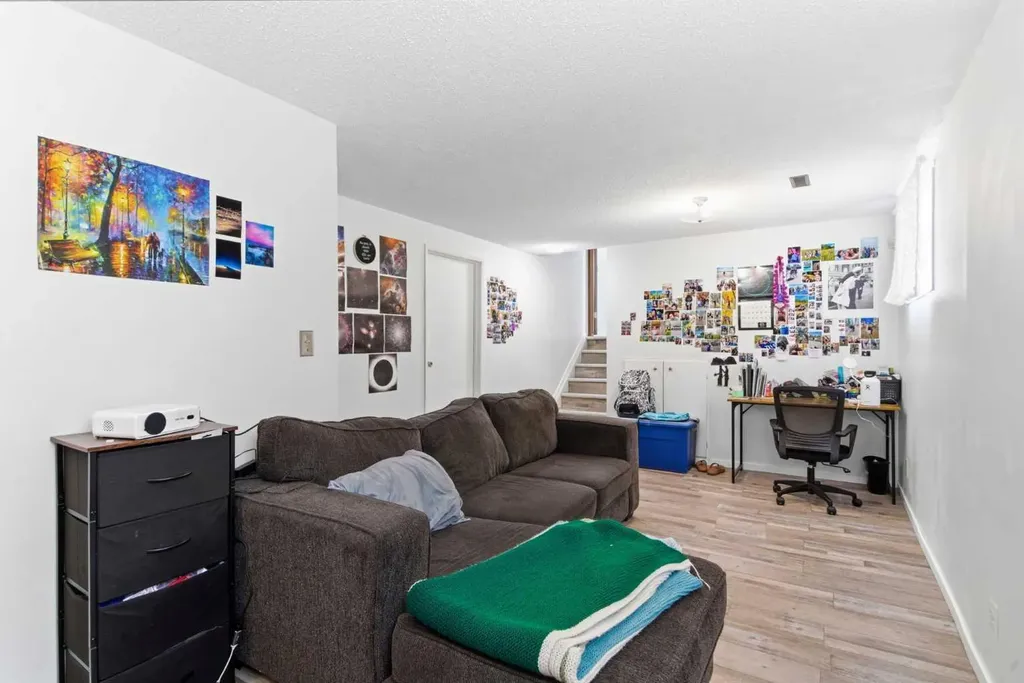 5048 Dalhart Road NW Calgary AB T3A 1V8