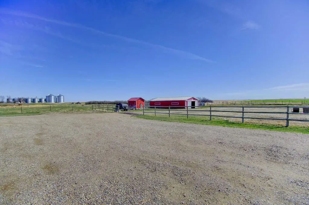 142081 Rr 192 Rural Taber M.d. Of AB T0K 0V0